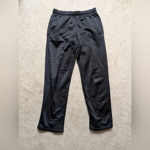 Old Navy Activewear Black Sweatpants with Relaxed Fit and Lightweight Fabric